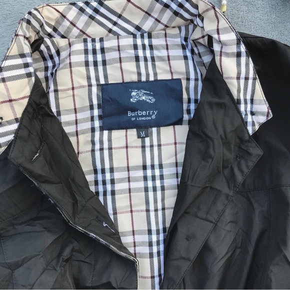 Burberry Jackets & Blazers - Burberry (sorry I didn't iron it)
Bust: 40"
Waist: 38"
Length: 32"